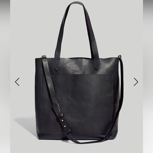 Madewell Medium transport tote in black leather madewell leather bag